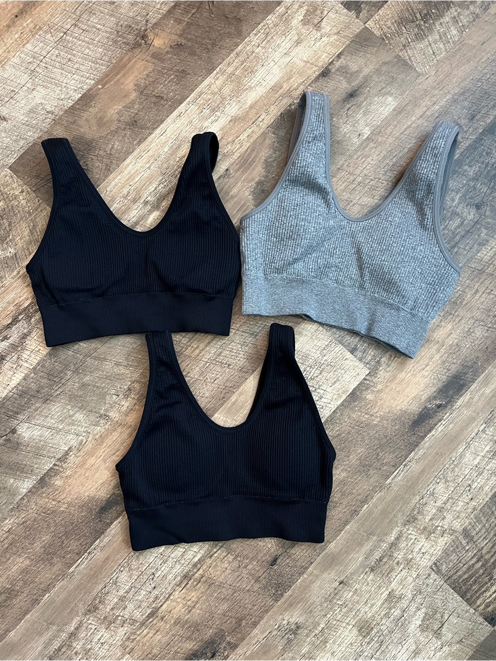 aerie Ribbed Scoop Sports Bra Set - Black & Gray